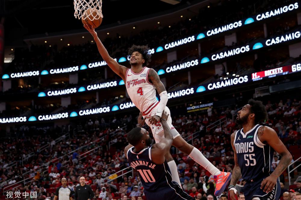 尽管表现非 尽管表现非