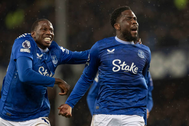 员在强大压 员在强大压